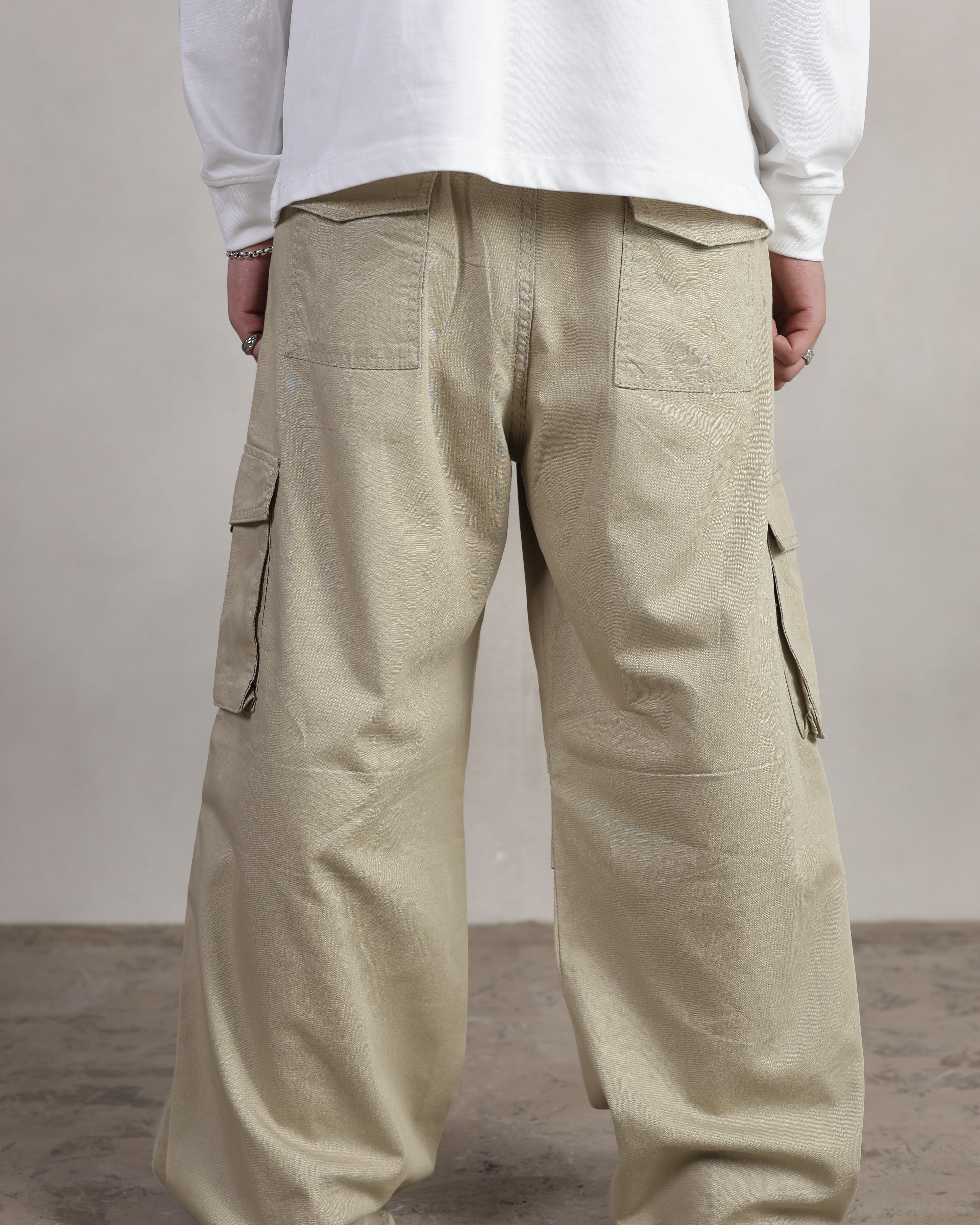BEIGE GABARDINE CARGO PANTS