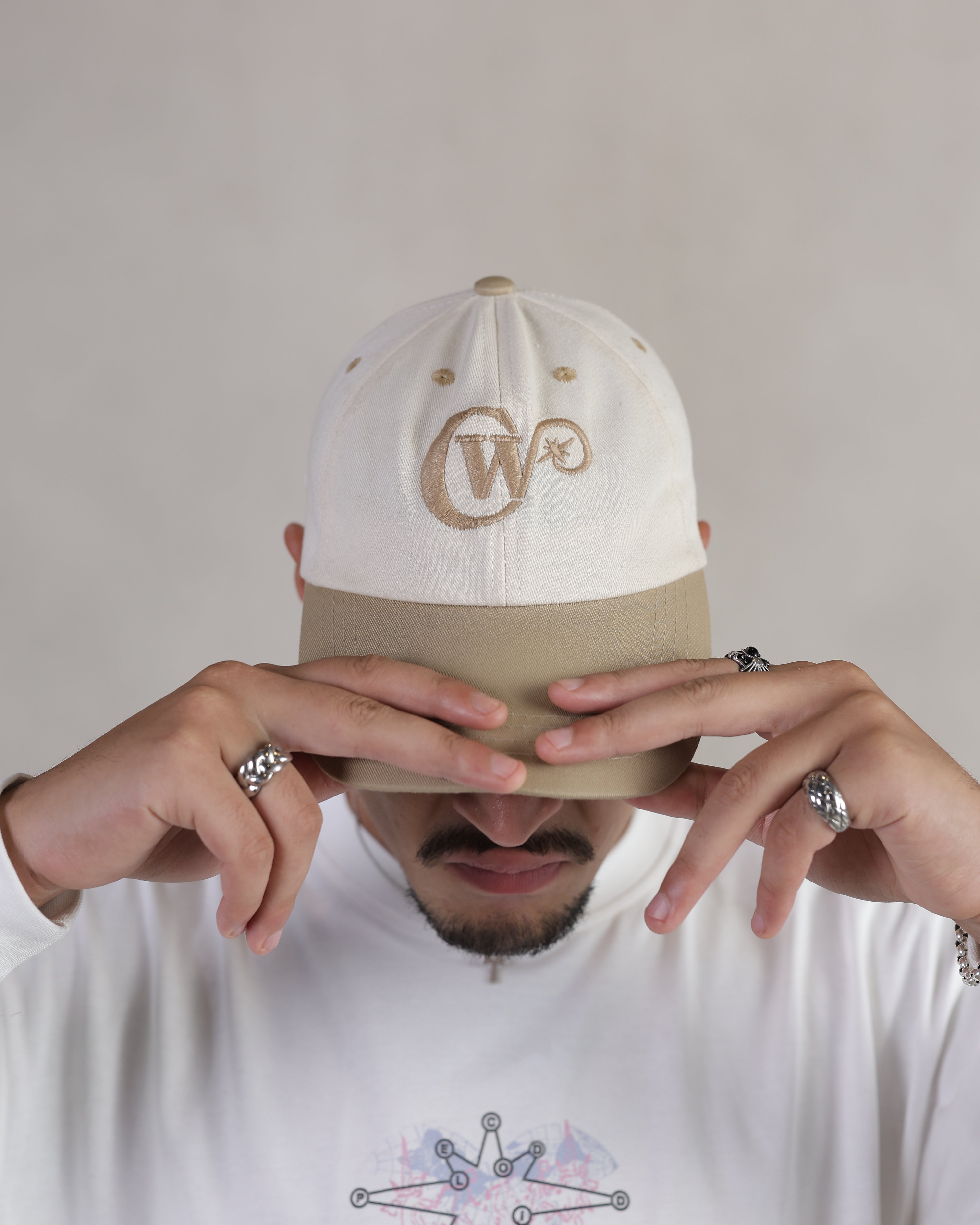 CW 2-TONE BEIGE/WHITE CAP
