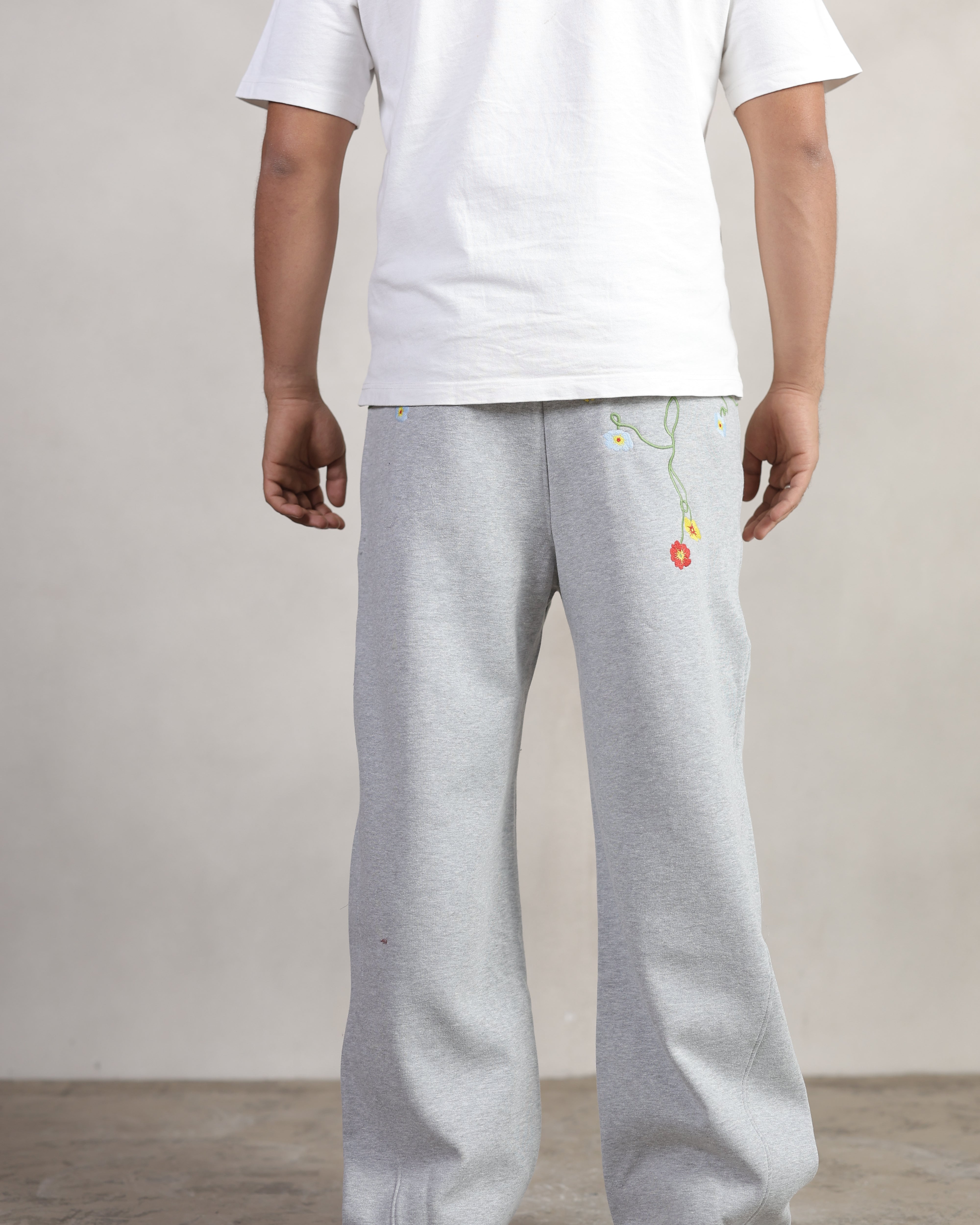 FLOWERS GREY SWEATPANTS