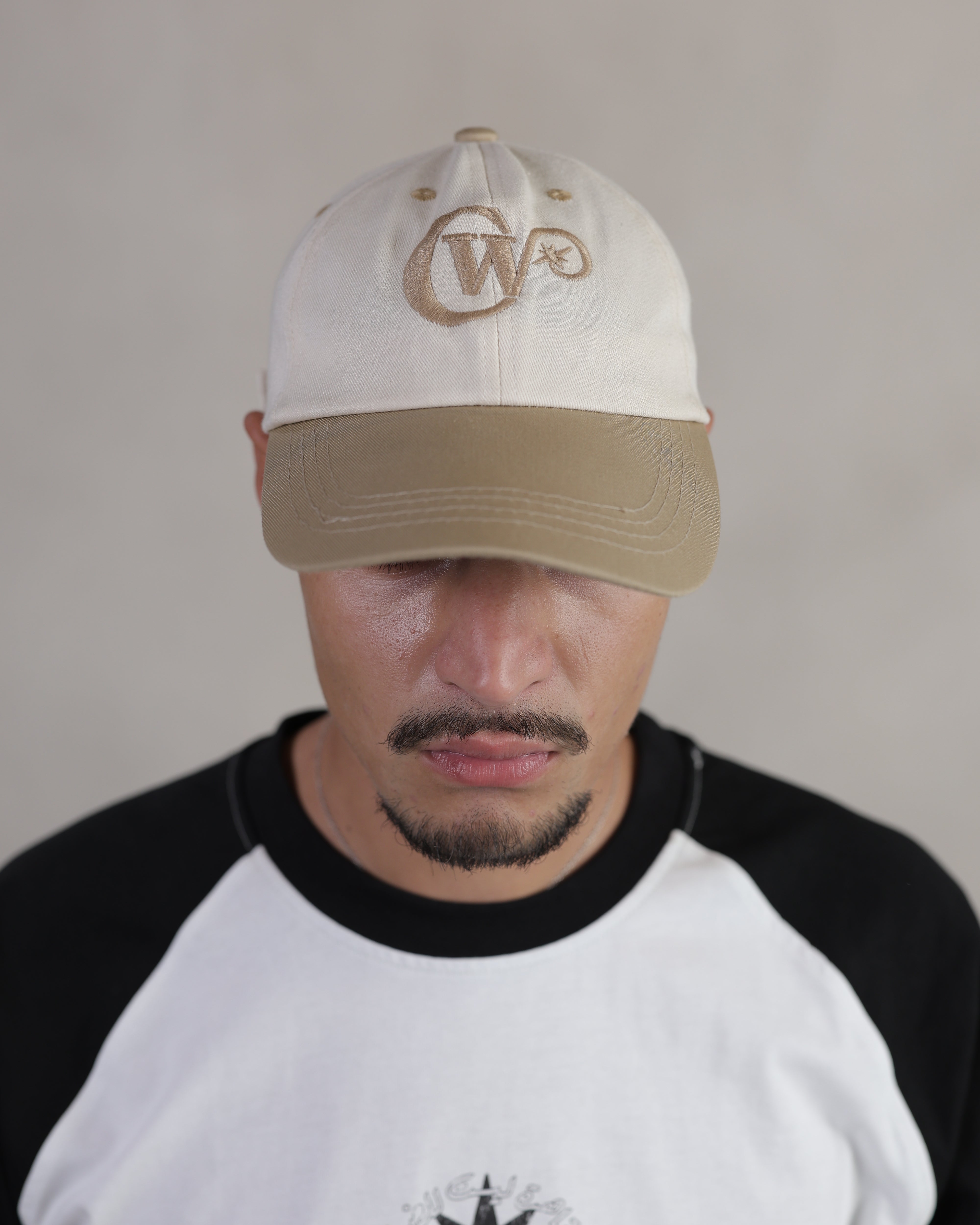CW 2-TONE BEIGE/WHITE CAP