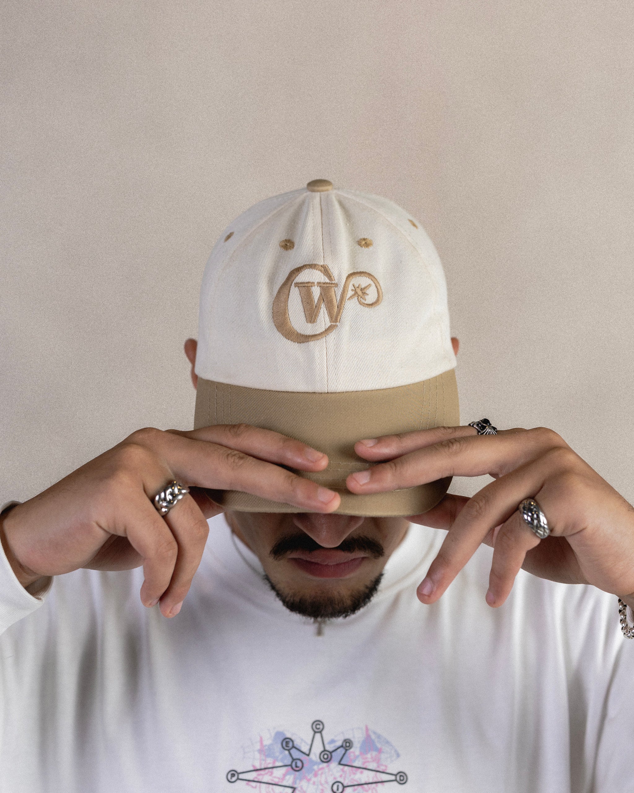 CW 2-TONE BEIGE/WHITE CAP