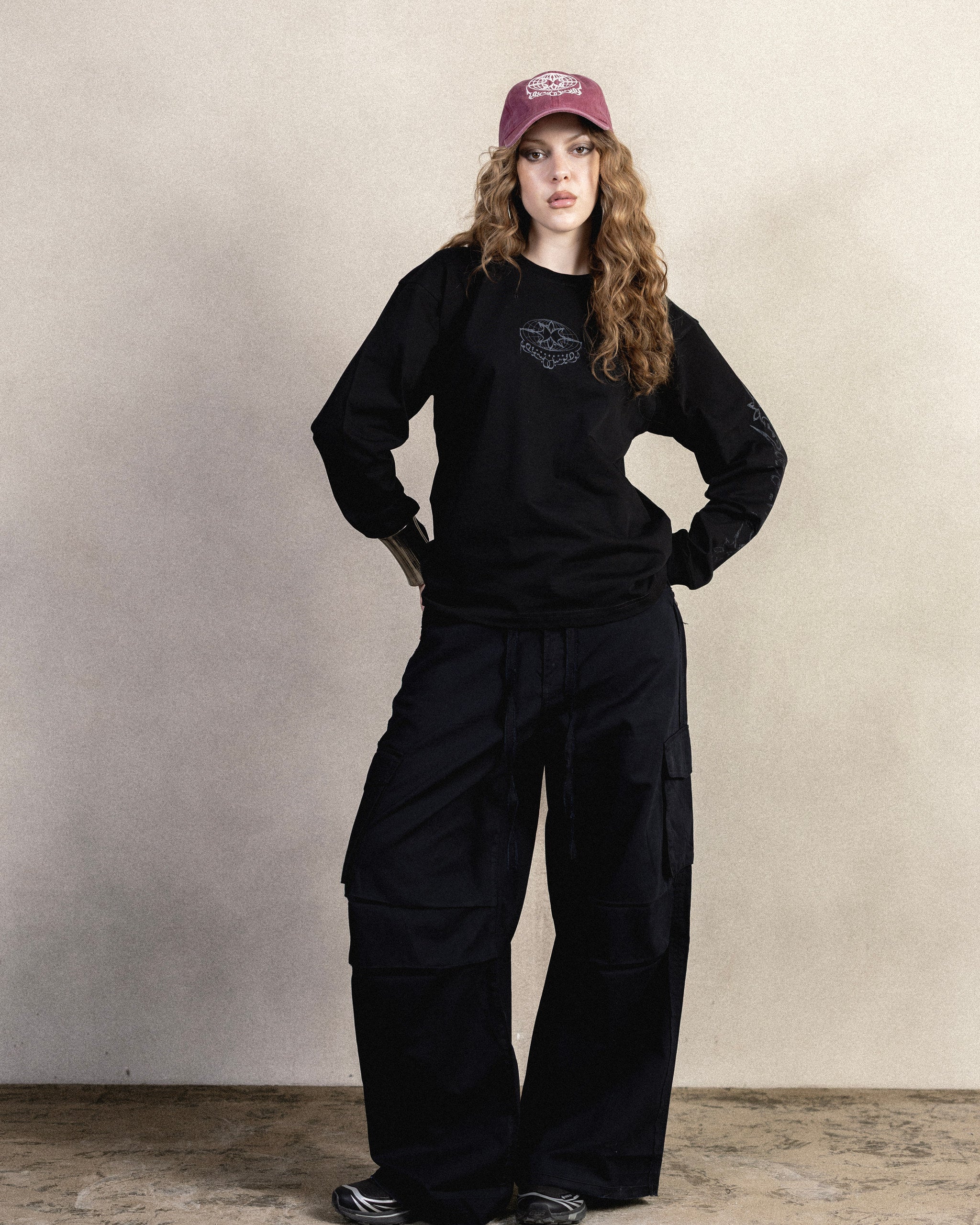 BLACK GABARDINE CARGO PANTS