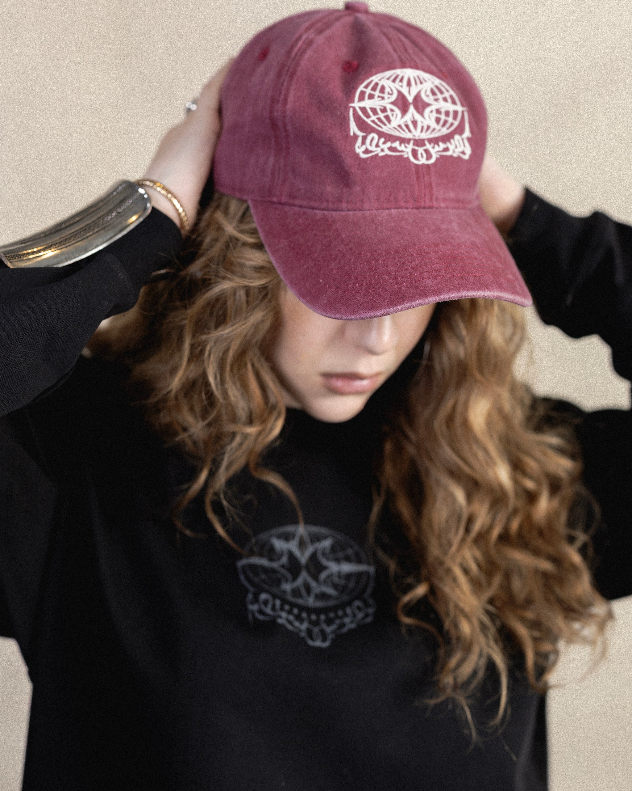 STENCIL WASHED PLUM CAP