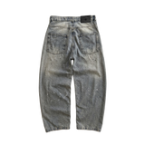 STAINED BAGGY JEANS