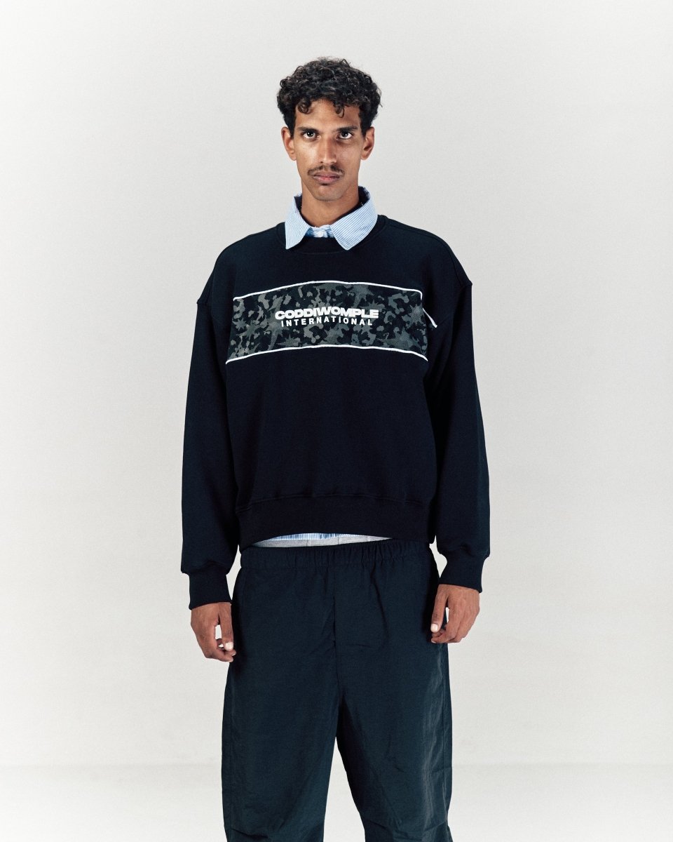 CAMO BLACK CREWNECK - CODDIWOMPLE