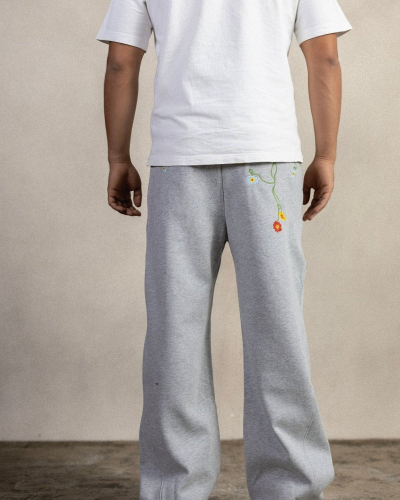 FLOWERS GREY SWEATPANTS - CODDIWOMPLE