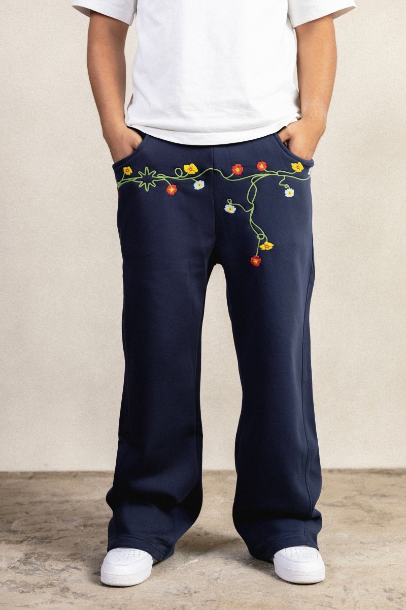 FLOWERS NAVY SWEATPANTS - CODDIWOMPLE